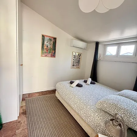 Solea Avec Petit Bassin Et Proche Plages Villa